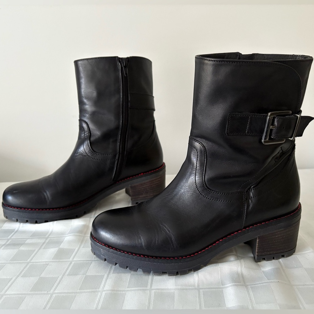Coach and Four Boots